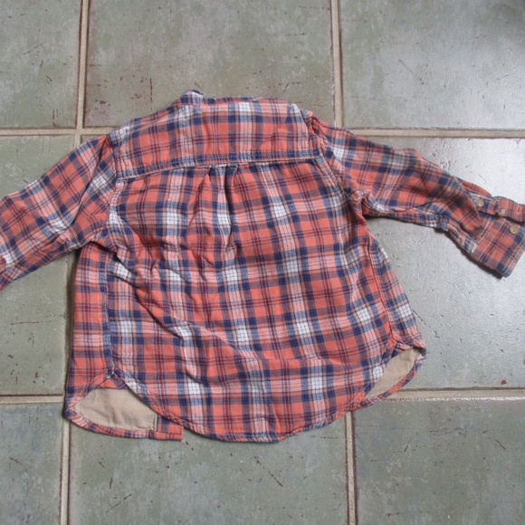 Size 2 Orange Button-down Shirt - Picture 4 of 6